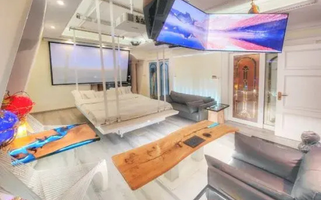 Mengmazhe Blue Hostel
