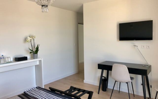 Hôtelya - Lille - Villeneuve d'Ascq