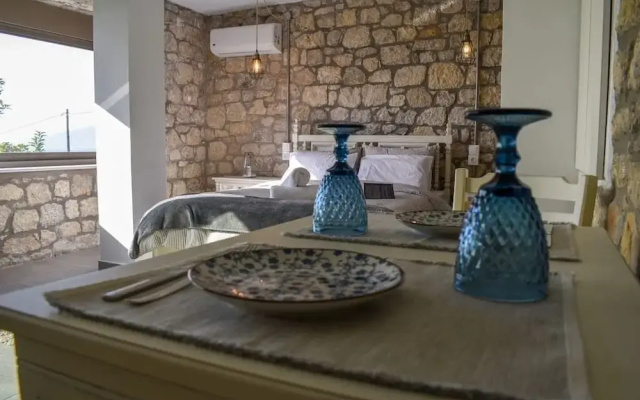 Stone Studio With Sea Views Near the Beach