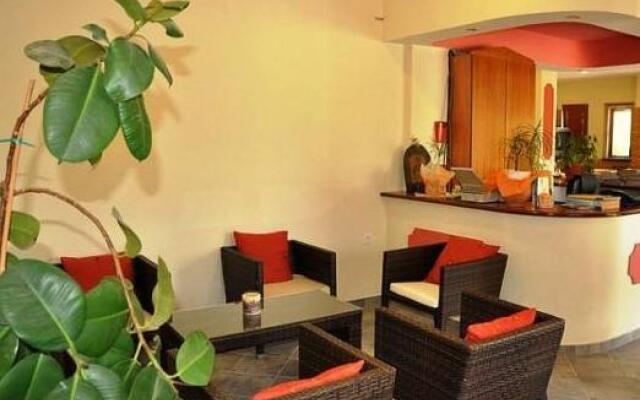 Hotel Pyrros