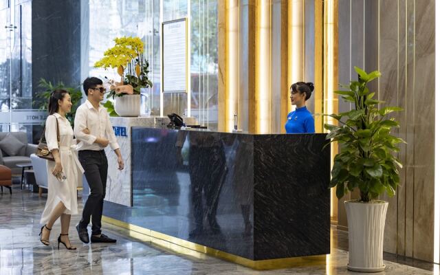 Miracle Luxury Hotel