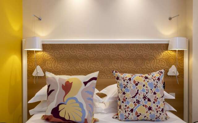 Hotel Elysees 8