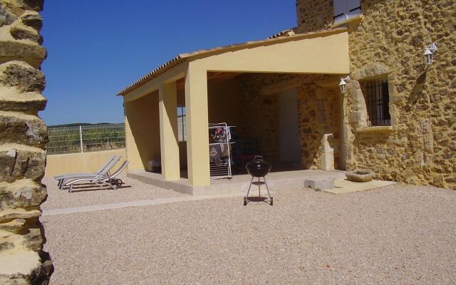 Luxurious Villa in Saint-Laurent-de-Carnols