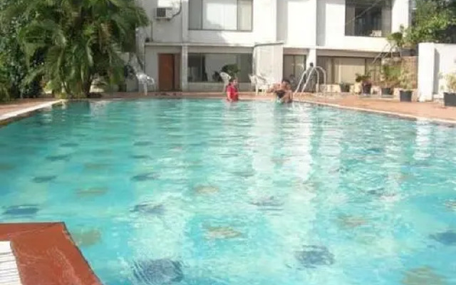 Shilpi Hill Resort