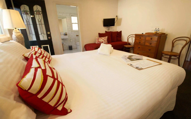The Bronte Boutique Hotel