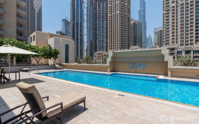 Dream Inn Dubai - Claren Downtown