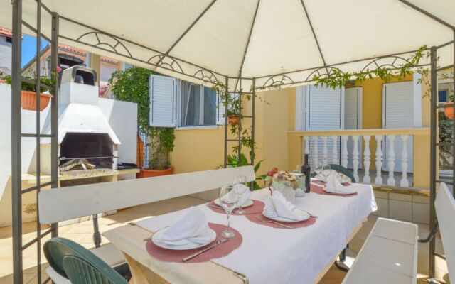 House Valdor Cervia
