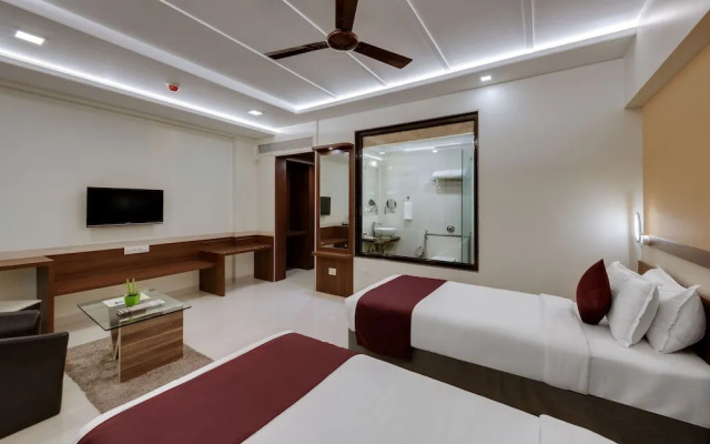 Click Hotel Sagar Plaza Chakan, Pune