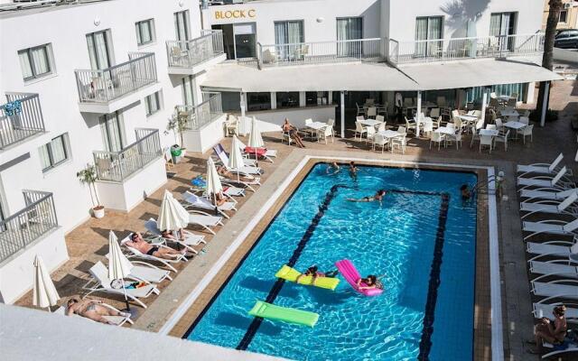 Tsokkos Maria Hotel Apts