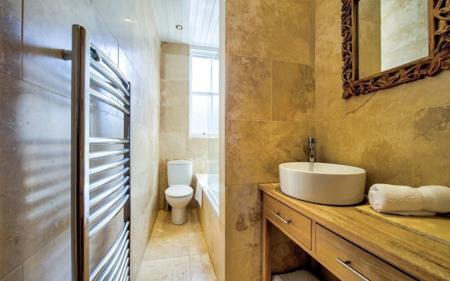 JOIVY Old Town 1-bed Apartment With Stunning Views