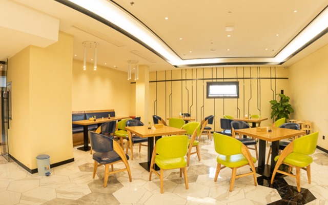 Ibis Styles Hotel (Fuzhou Wuyi Square)