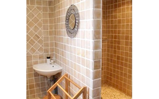 Villa With 3 Bedrooms in Maillane, With Private Pool, Enclosed Garden