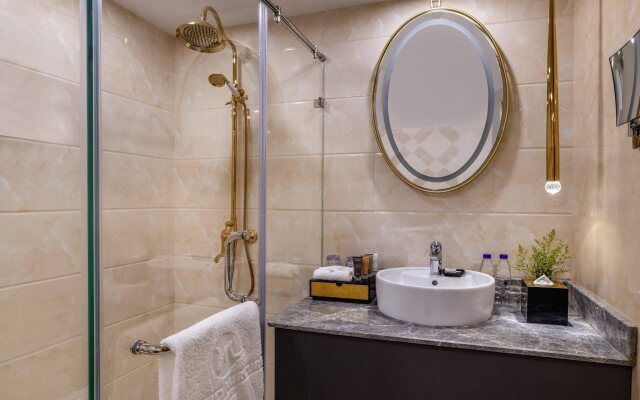 Grand Mercure Yangon Golden Empire