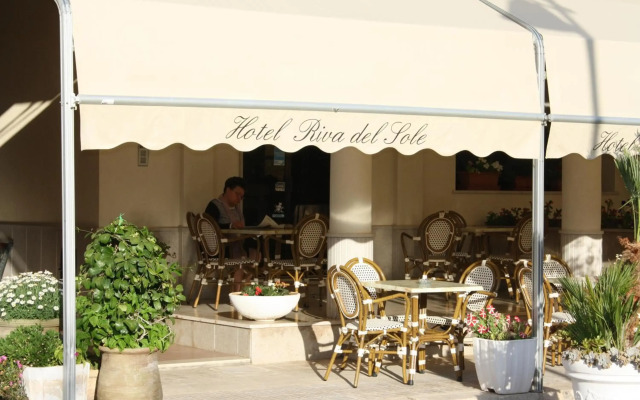 Hotel Riva Del Sole