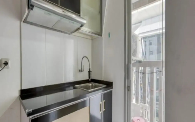 RedDoorz Apartment @ Green Bay Pluit