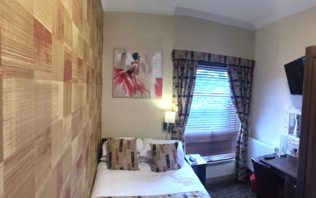 The Griffin Inn Hotel