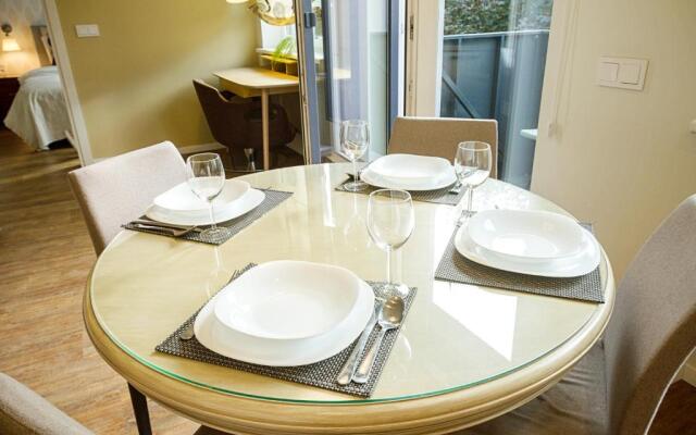 Charming 1BD Old Town Apartment by Hostlovers