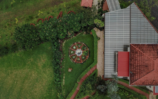 Vida Mountain Resort & Spa - Adults Only