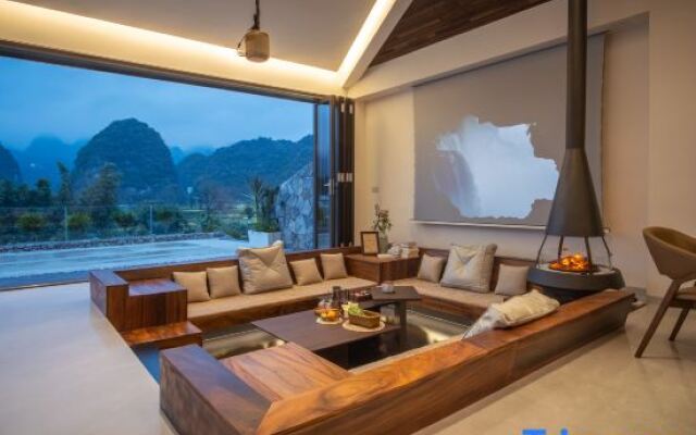 Xingyi Wanfeng Linyueqili B&B