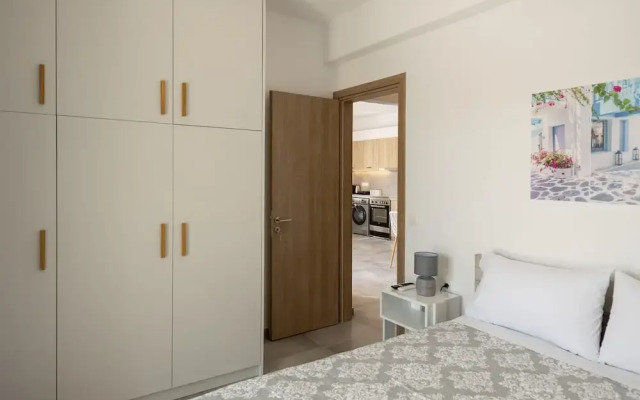 Parikia s Sunlight 2bedroom House