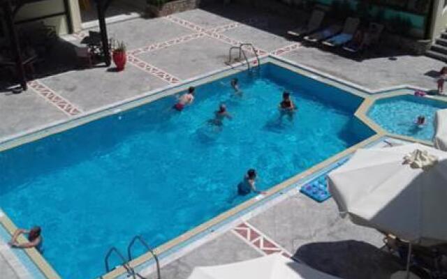 Galatia Apartments Hotel