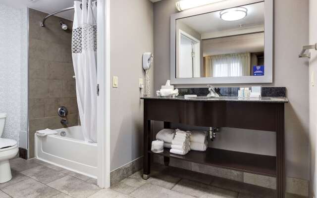 Hampton Inn & Suites by Hilton Brantford Conference Centre