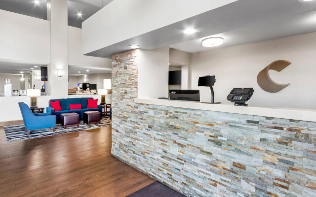 Comfort Inn & Suites Surprise Near Sun City West