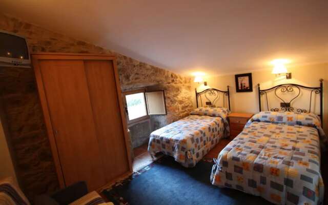 House - 5 Bedrooms - 107654
