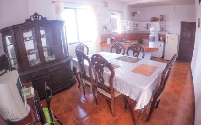 Hostal Tintorera