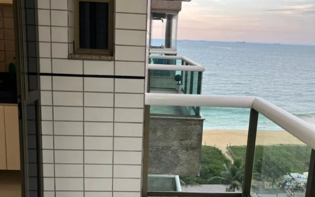 Studio delicinha na Praia da Costa - Wi-Fi 300Mb