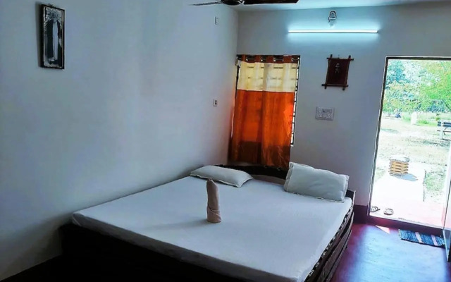 STAYMAKER Gharana Resort