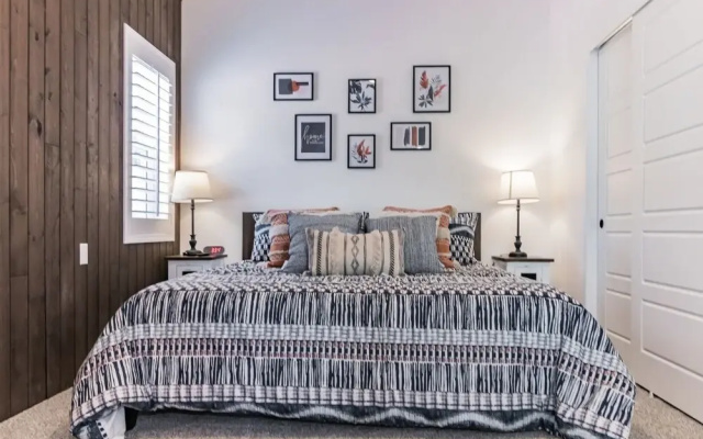 Elk Rim 1156 Pine 3 Bedroom Home by RedAwning