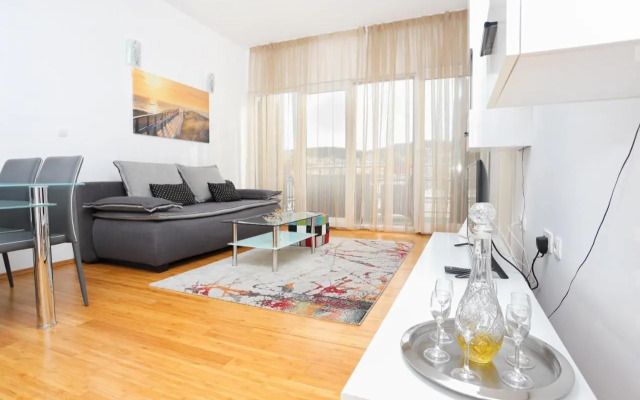 Apartments by the sea Trogir - 16210