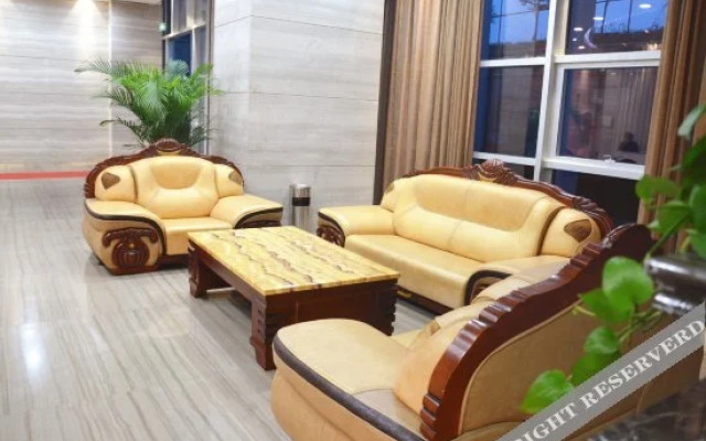 Peninsula Hotel (Xuancheng Xinglong International Plaza)