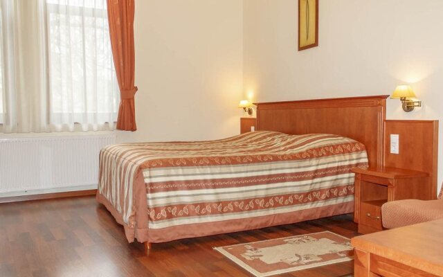 Pannon Hotel