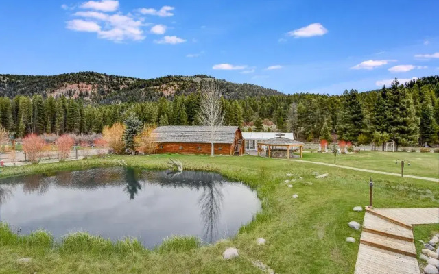 Rainbow Ranch Lodge
