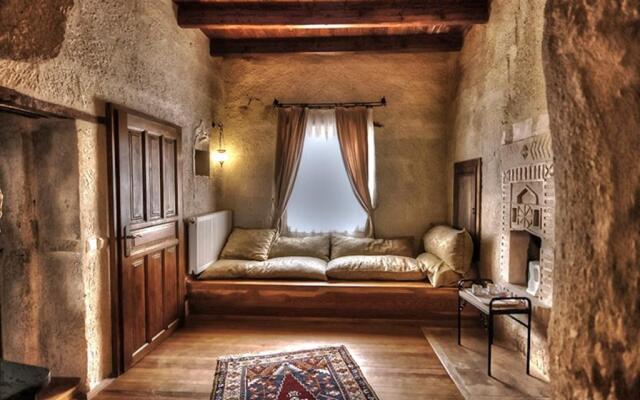 Dervish Cave House & Elegance Cave Suites