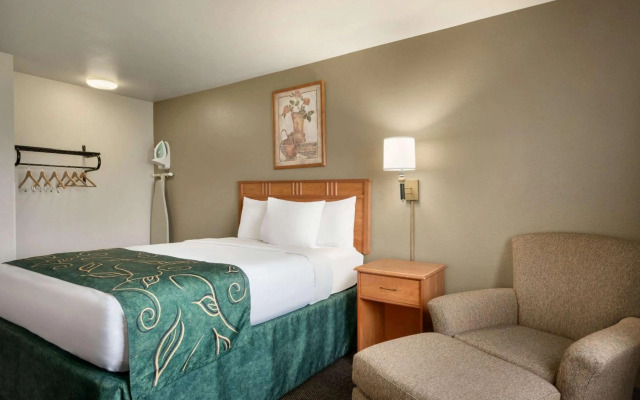 Travelodge by Wyndham Missouri Valley