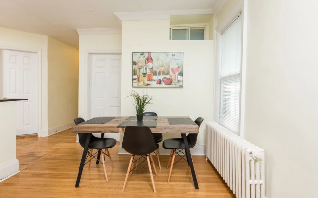 Applewood Suites - 2 BDRM Annex Loft
