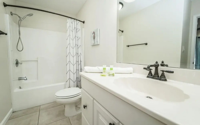 Woodland Shores Beach Resort by Panhandle Getaways
