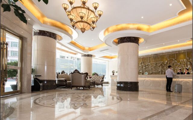 Vienna Hotel Heyuan Hongxing Road Branch