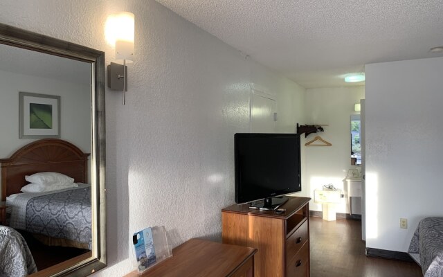 Travelodge Suites MacClenny