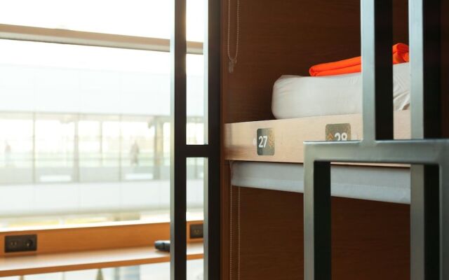 Capsule Hotel GettSleep Sheremetyevo