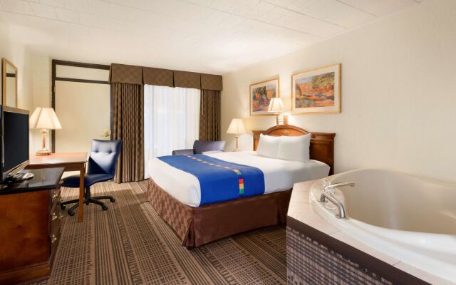 Park Inn by Radisson Sharon