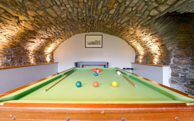 Magnificent Holiday Home in Manhay With Fenced Garden