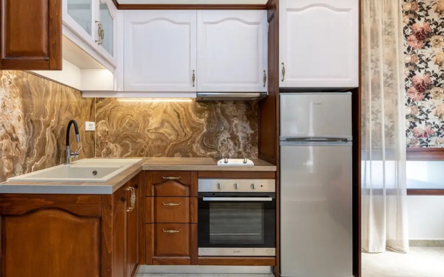 The Owl House Near Chania City Centre