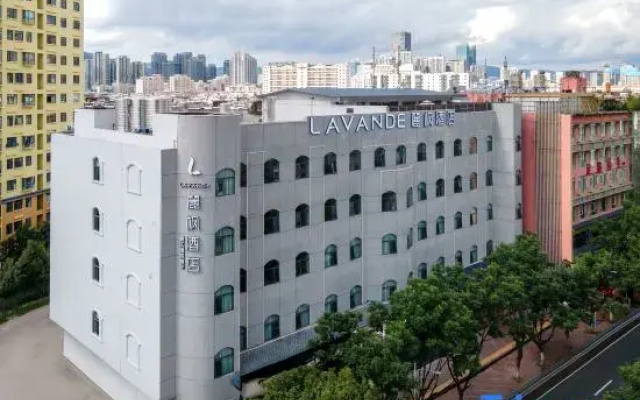 Lefeng Hotel (Kunming Tongde Square Wan Hong Road Branch)