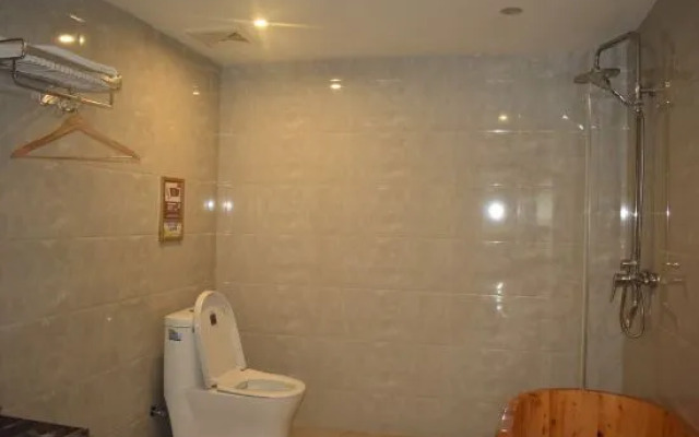 Fengshang International Hotel