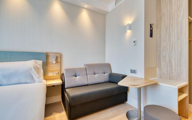 Holiday Inn Express Madrid Airport by IHG