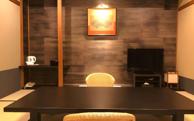 Atami Ajiro Onsen Taiseikan – Guest Rooms – Atami